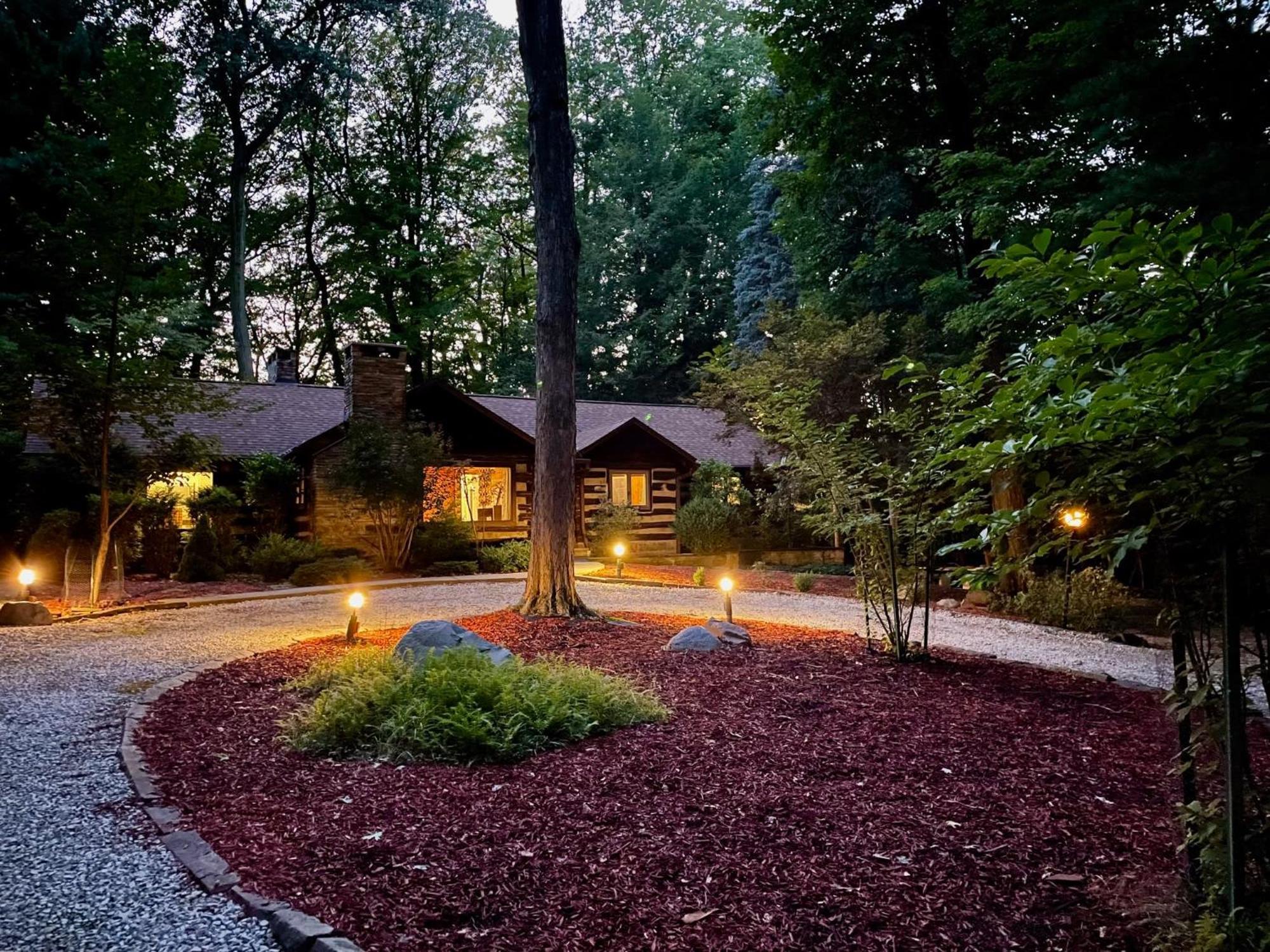 Log Cabin - Natures Oasis - Fire Pit & Gazebo Клівленд Екстер'єр фото